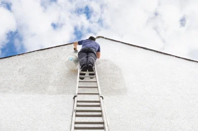 Peinture extérieure à Chalèze — façades et ravalement